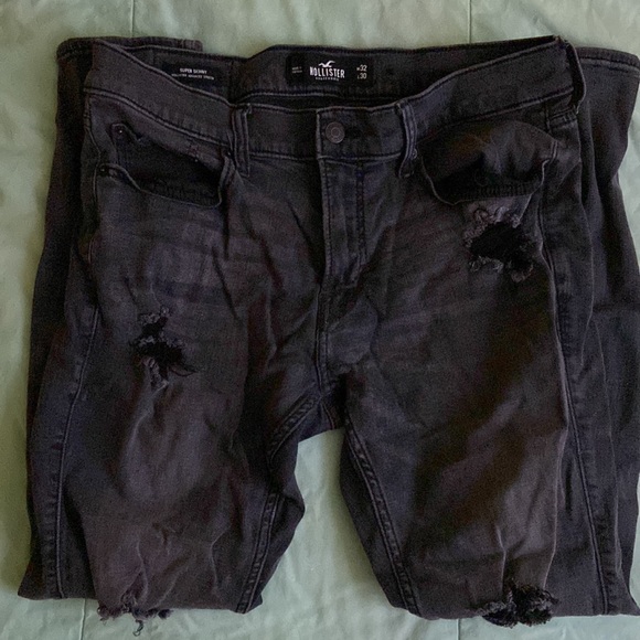 Black jean skinny, from Hollister size W32-L30 - Picture 2 of 3